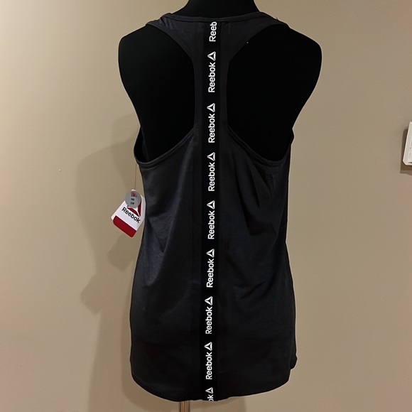 New with tags! Reebok moisture Management Tank - Picture 7 of 11